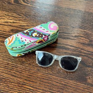 Hello KittyStylish Kids Sunglasses with Patterned Case
